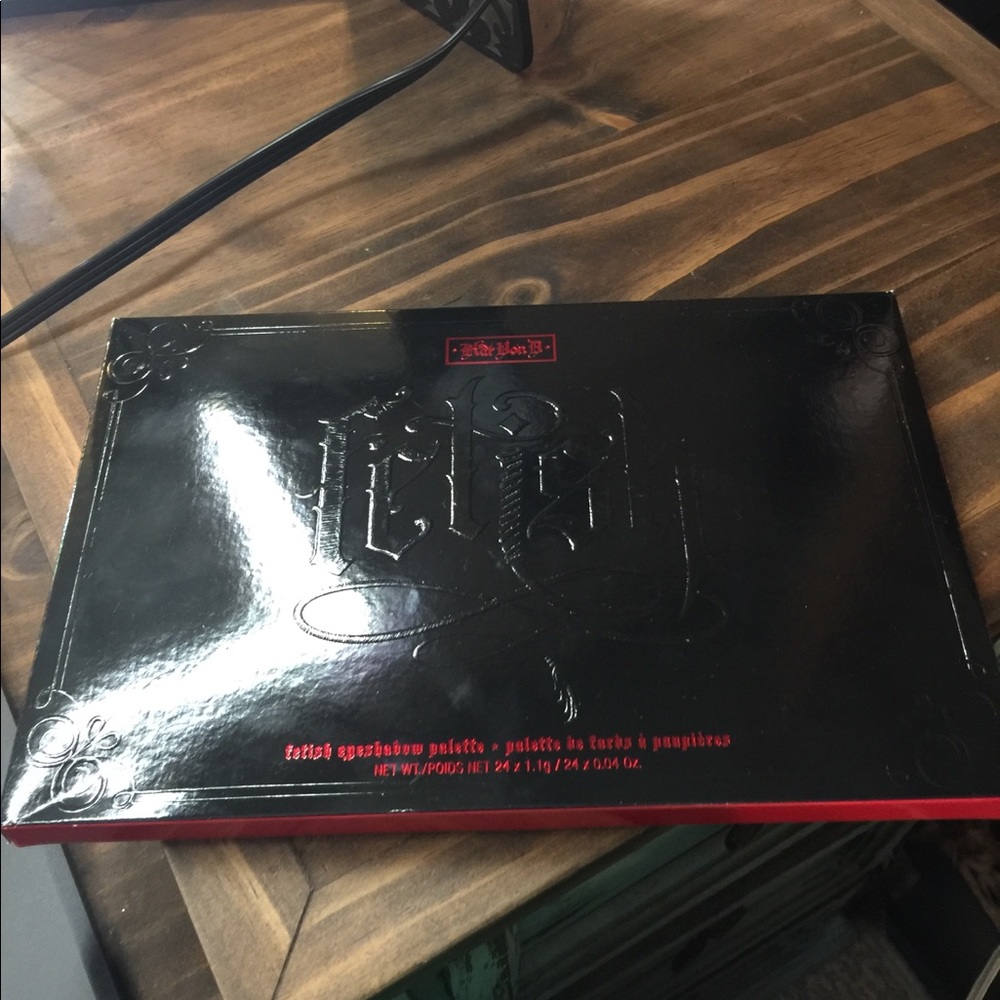 KVD Fetish Eyeshadow palette